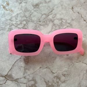 Trendy pink rectangular sunglasses